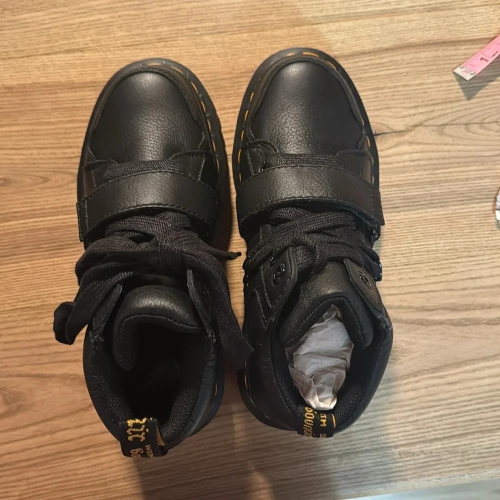 Doc Martens Zuma II boots - black, size 7. - Picture 5 of 11